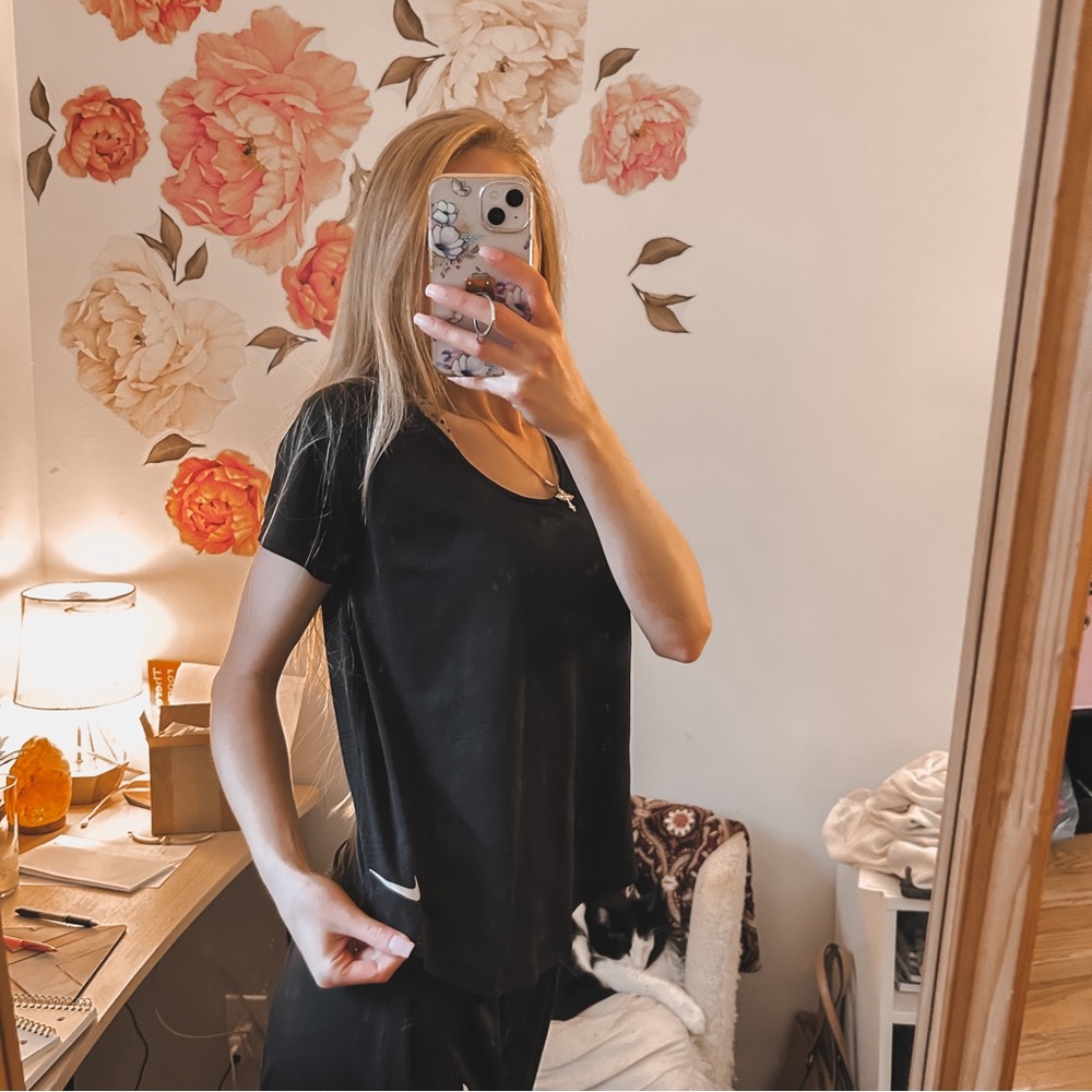 Nike workout top 🤩